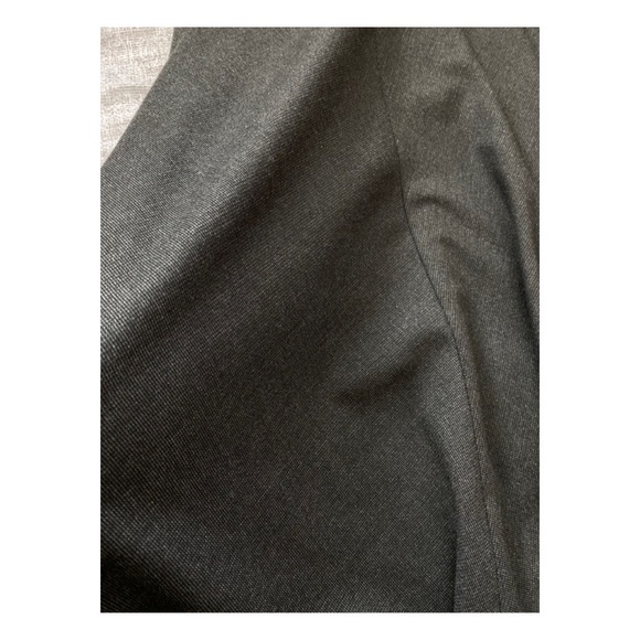 Zara’s black maxi skirt - Picture 3 of 3